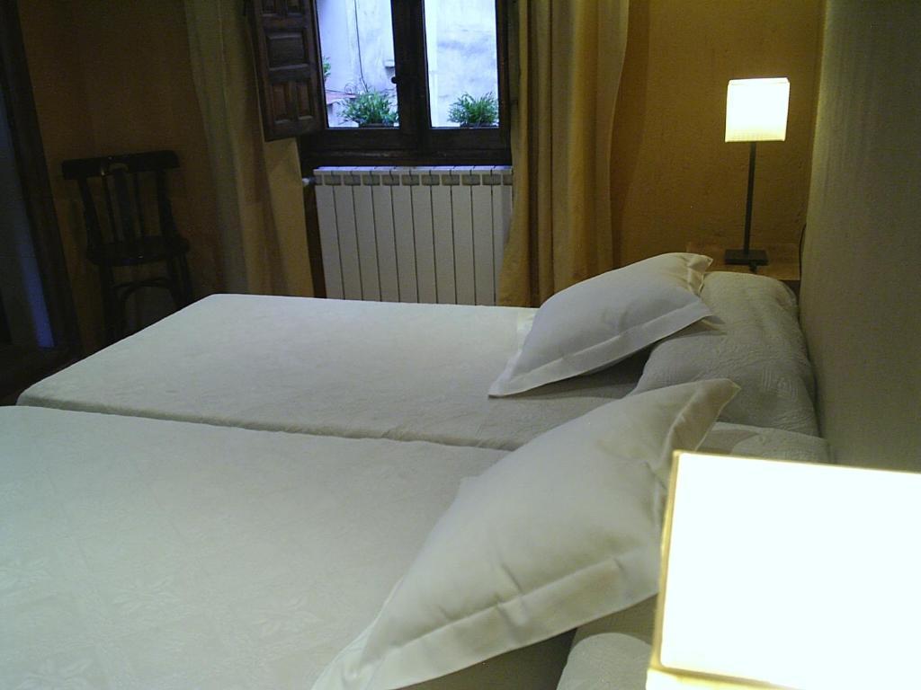 La Casa De San Pedro Apartment Куенка Стая снимка